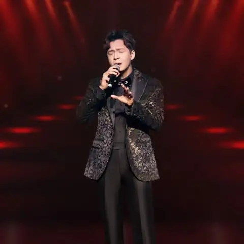 Nghệ sĩ